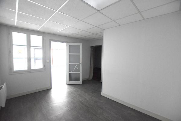 Local commercial Magny-En-Vexin - 45 m2