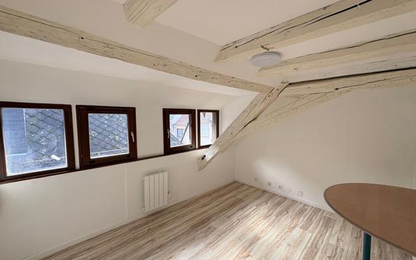 Appartement à louer    2 pièces • 36,17 m2 Strasbourg