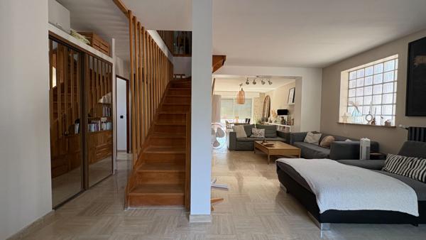 Maison Corbeil Essonnes 7 pièce(s) 160 m2