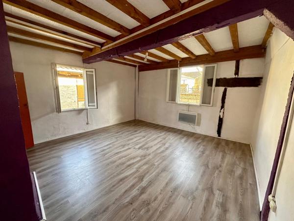 Maison de village en colombage d'environ 77m²