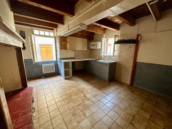 Maison de village en colombage d'environ 77m²