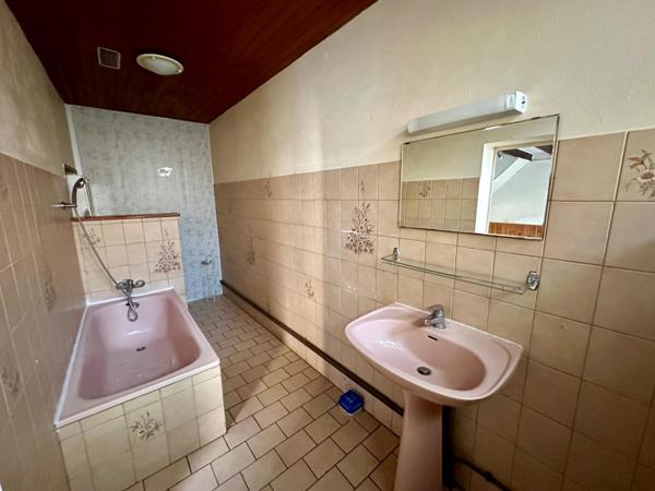 Maison de village en colombage d'environ 77m²