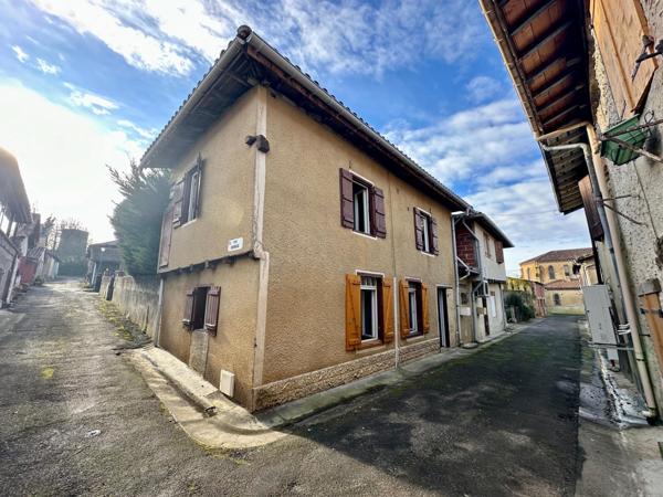 Maison de village en colombage d'environ 77m²