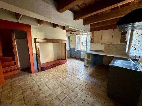 Maison de village en colombage d'environ 77m²