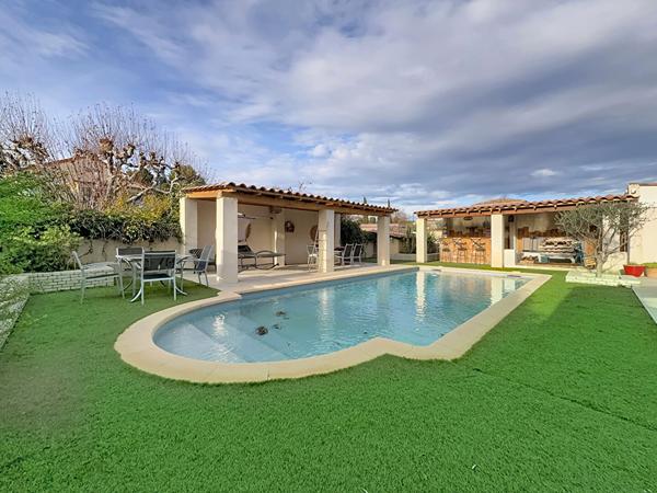 Maison d'exception à vendre à Aubagne - Confort, calme et prestations haut de gamme