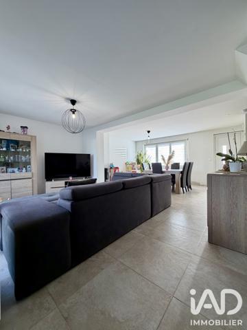 Maison à vendre 6 pièces 136 m² Isbergues