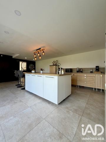 Maison à vendre 6 pièces 136 m² Isbergues