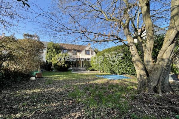 Maison à vendre 7 pièces de 140 m² à Conflans-Sainte-Honorine