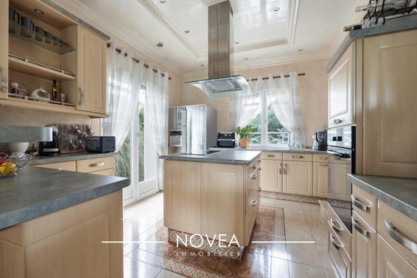 Magnifique maison familiale à Grézieu-la-Varenne