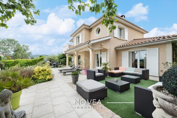 Magnifique maison familiale à Grézieu-la-Varenne