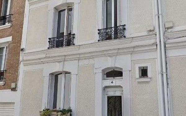 Maison à vendre    5 pièces • 120 m2 Issy-les-Moulineaux