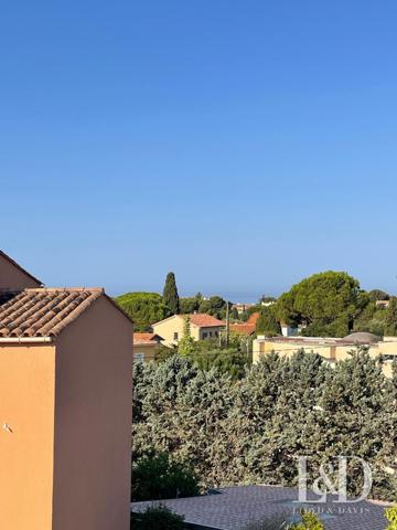 Appartement T3 , terrasse et parking privatif proche plages