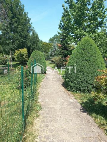 Maison de plain pied + Gite sur terrain de 3200m2