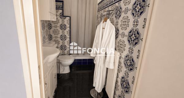 À vendre Maison 7 pièces 250 m² - Rochefort 17300