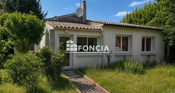 À vendre Maison 7 pièces 250 m² - Rochefort 17300