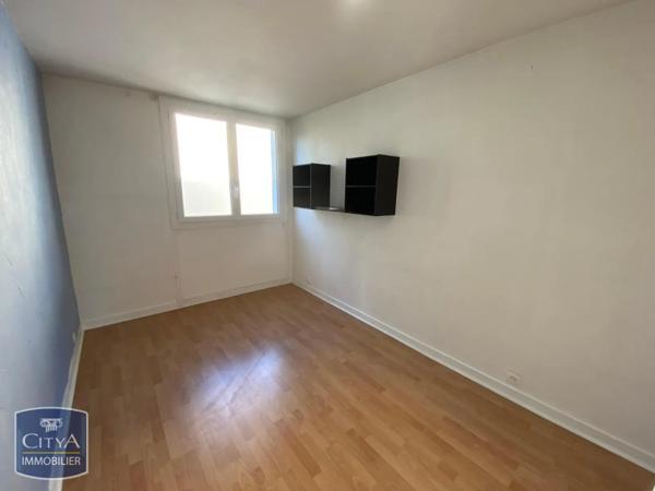 Appartement à louer 4 pièces 75m²