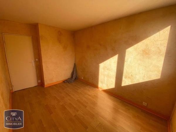 Appartement à louer 4 pièces 75m²