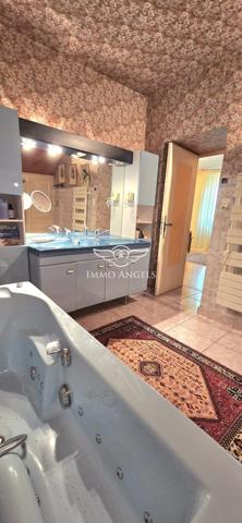 Investissement patrimonial en Ardèche méridionale - Mas de 554 m²