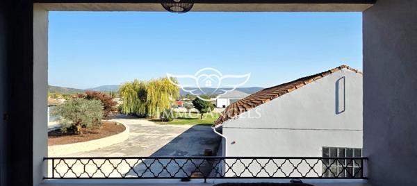 Investissement patrimonial en Ardèche méridionale - Mas de 554 m²