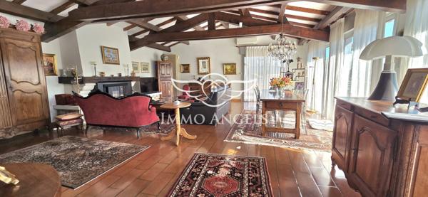 Investissement patrimonial en Ardèche méridionale - Mas de 554 m²