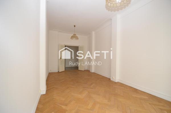 Grand Appartement - Quartier de Musiciens