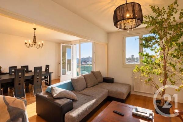 Appartement T3 à vendre  4 pièces - 67,78 m 2   ROMANS SUR ISERE  - 26