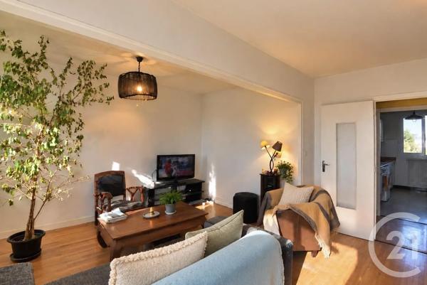 Appartement T3 à vendre  4 pièces - 67,78 m 2   ROMANS SUR ISERE  - 26
