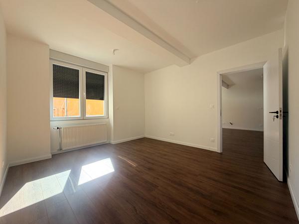 Appartement Montceau Les Mines 5 pièces 94 m2