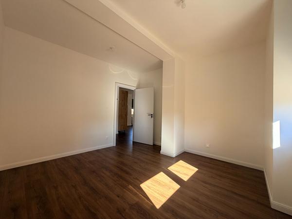 Appartement Montceau Les Mines 5 pièces 94 m2