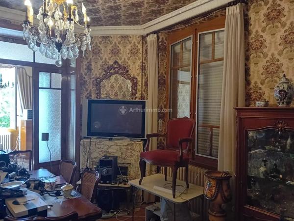 Vente                                                      Maison
                        
                     6 pièces                      141 m2                     à Carmaux