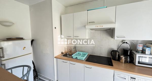 Location Studio meublé 29.65 m² - Paris 75015