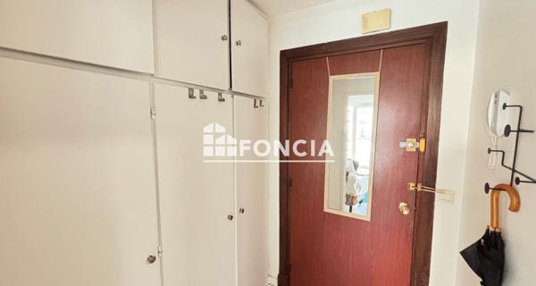 Location Studio meublé 29.65 m² - Paris 75015