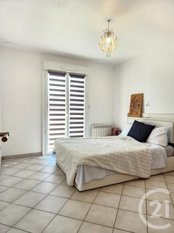 Maison à vendre  6 pièces - 130 m 2   ST LAURENT DE MURE  - 69