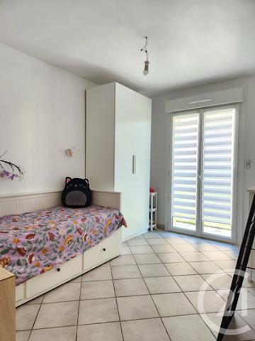 Maison à vendre  6 pièces - 130 m 2   ST LAURENT DE MURE  - 69