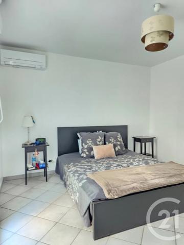 Maison à vendre  6 pièces - 130 m 2   ST LAURENT DE MURE  - 69