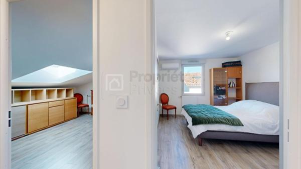 T3 DUPLEX CLIMATISÉ AVEC TERRASSE & 2 STATIONNEMENTS