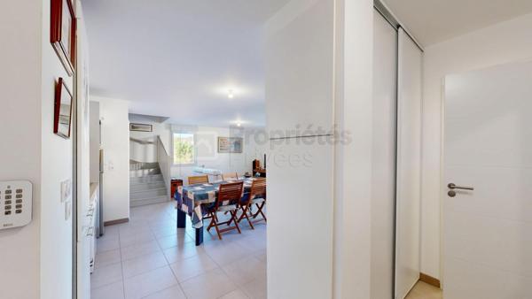 T3 DUPLEX CLIMATISÉ AVEC TERRASSE & 2 STATIONNEMENTS