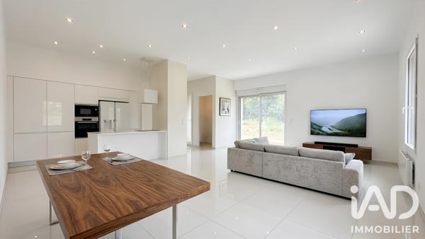 Appartement à vendre 3 pièces 76 m² Montferrand-le-Château