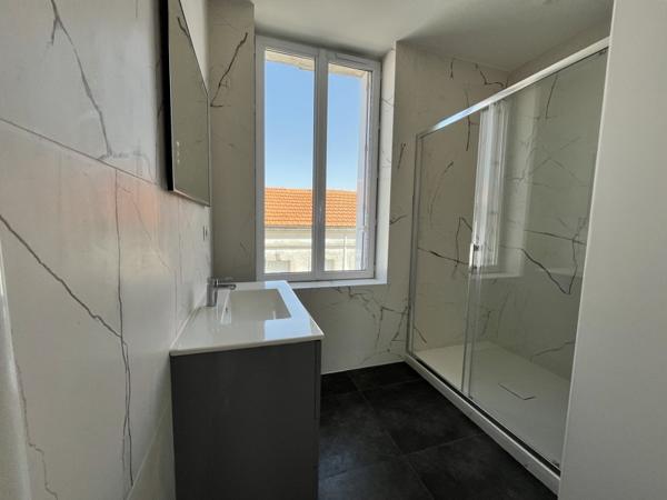 Maison à vendre 627 153 € Fouras 5 p 150 m² DPE C