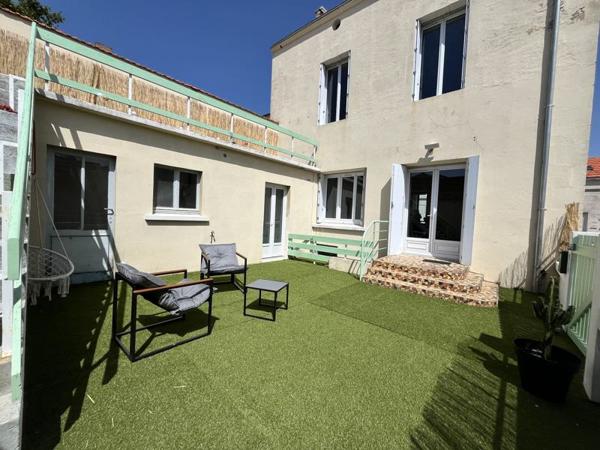 Maison à vendre 627 153 € Fouras 5 p 150 m² DPE C