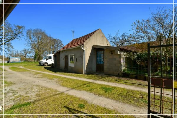 Maison à vendre 5 pièces SAINT MAUR (18)