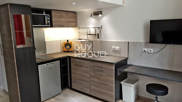 CENTRE VILLE - T1 MEUBLE - AVEC MEZANNINE DE 7 M²