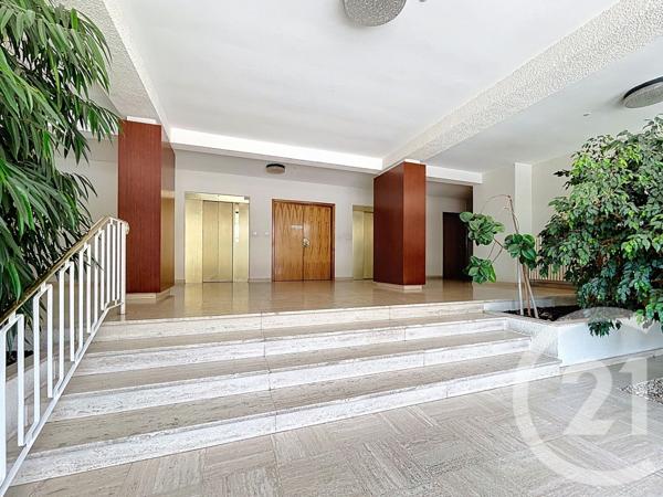 Appartement T4 à vendre  5 pièces - 115 m2 CHOLET - 49