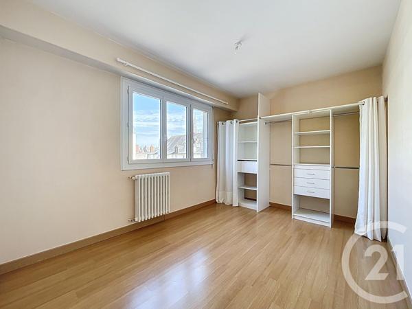 Appartement T4 à vendre  5 pièces - 115 m2 CHOLET - 49