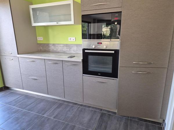 TRES BELLE MAISON DE PLAIN PIED de 112 m2 réalisée en 2018 dans le Finistère en limite du Morbihan - (10 min de Gourin - 10 min de Châteauneuf du Faou)