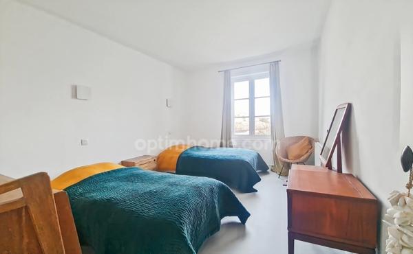 Maison à vendre 5 pièces SAINT CLEMENT DES BALEINES (17)