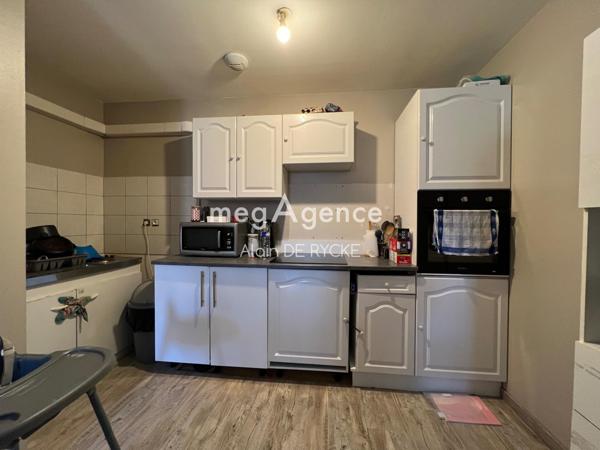 Immeuble à VILLETHIERRY, 89140 - 200m²