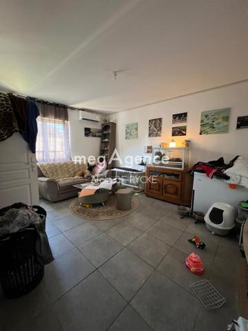 Immeuble à VILLETHIERRY, 89140 - 200m²