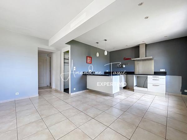 Millau (12100) Maison rénovée avec terrain en terrasse – Environ 63 m² habitables + dépendances