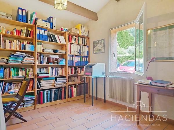 Ventabren (13122) Nature, calme et praticité à 10 minutes d'Aix-en-Provence